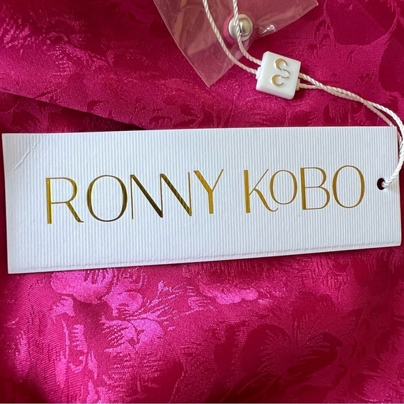 New! Ronny Kobo Claire halter top 13126 - Picture 10 of 13